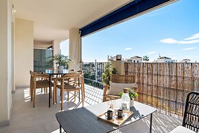 Sunny Getaway With Pool in Marbella - Ref M54