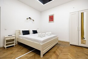 Bucharest Studios Hollywood Room