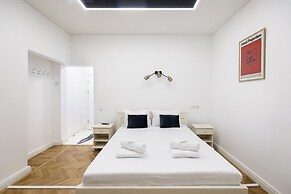 Bucharest Studios Hollywood Room