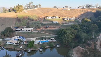 Rancho Ipês do Lago