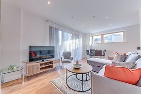 Elegant Shire House Apartment