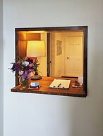 Snob Hollow Inn