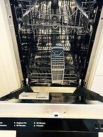 Luxury Entire Holiday Apartment - Self Checkin & Checkout
