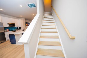 Modern Home near Plaza Midwood