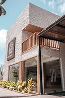 Mangrove Bay Hotel