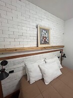 Colinna Hostel