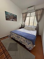 Colinna Hostel
