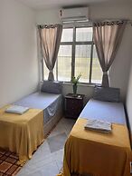 Colinna Hostel