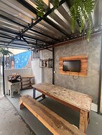Colinna Hostel