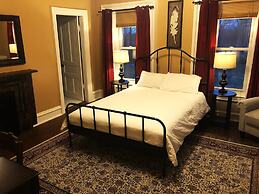 The Vine Bed & Breakfast LLC