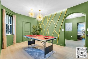 Avatar Lakefront Villa - Heated Pool & Cinema in Miami