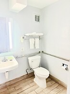 VIP INN AND SUITES