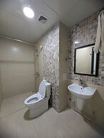 Era Apartment Lac Long Quan