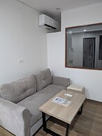 Era Apartment Lac Long Quan