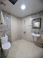 Era Apartment Lac Long Quan