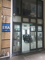 Era Apartment Lac Long Quan