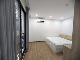 Era Apartment Lac Long Quan