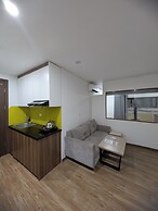 Era Apartment Lac Long Quan