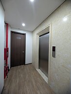 Era Apartment Lac Long Quan