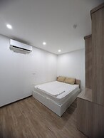 Era Apartment Lac Long Quan