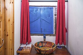 Pingtan Travel Notes Cat Head