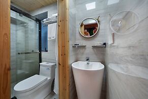 Pingtan Travel Notes Cat Head