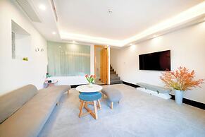 Pingtan Travel Notes Cat Head