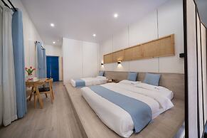 Pingtan Travel Notes Cat Head