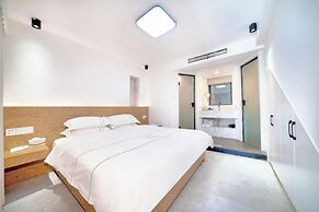 Pingtan Travel Notes Cat Head