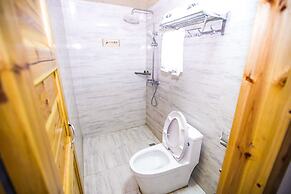 Pingtan Travel Notes Cat Head