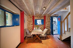 Pingtan Travel Notes Cat Head