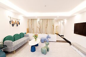 Pingtan Travel Notes Cat Head