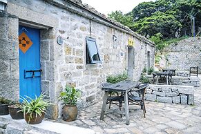 Pingtan Travel Notes Cat Head