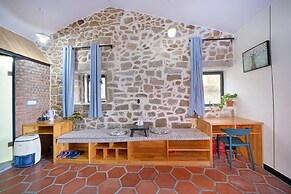 Pingtan Travel Notes Cat Head