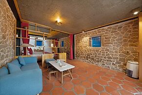 Pingtan Travel Notes Cat Head