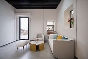 Pingtan Travel Notes Cat Head