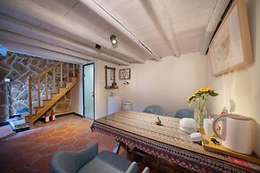 Pingtan Travel Notes Cat Head