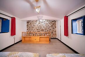 Pingtan Travel Notes Cat Head