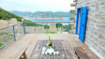 Pingtan Travel Notes Cat Head