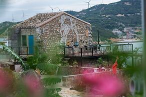 Pingtan Travel Notes Cat Head