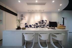 Pingtan Travel Notes Cat Head