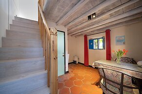 Pingtan Travel Notes Cat Head