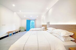 Pingtan Travel Notes Cat Head