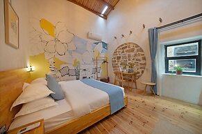 Pingtan Travel Notes Cat Head