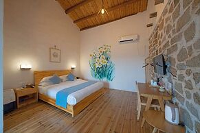 Pingtan Travel Notes Cat Head