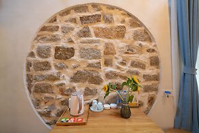 Pingtan Travel Notes Cat Head