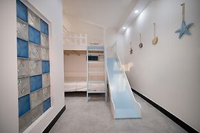 Pingtan Travel Notes Cat Head