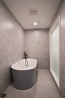 Pingtan Travel Notes Cat Head