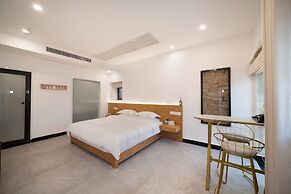 Pingtan Travel Notes Cat Head