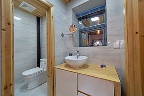 Pingtan Travel Notes Cat Head